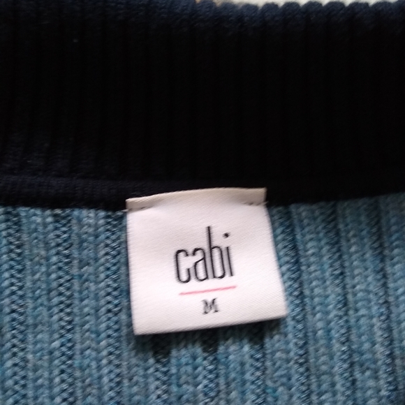 Cabi turn back crop cardigan color block - Picture 3 of 11